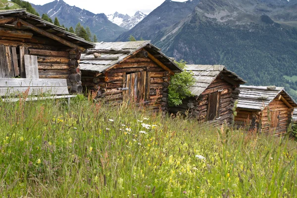 Cabaña de montaña en Tirol del Sur, Italia —  Fotos de Stock