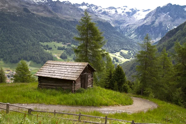 Schronisko górskie w południowy tyrol, Włochy — Zdjęcie stockowe