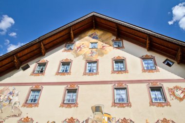 mittenwald, Bavyera kasabada güzel boyalı evi