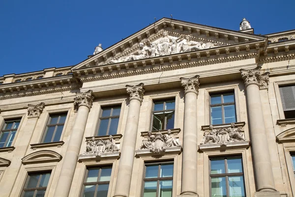 Partial view of the former bavarian state bank historic building in Munich, — Stock Photo, Image