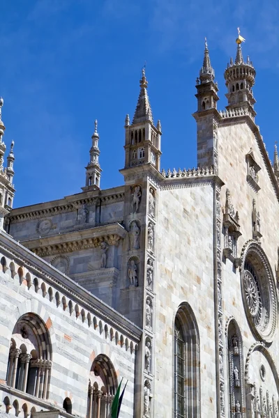 Duomo medievale di Como sul Lago di Como, Lombardia — Foto Stock