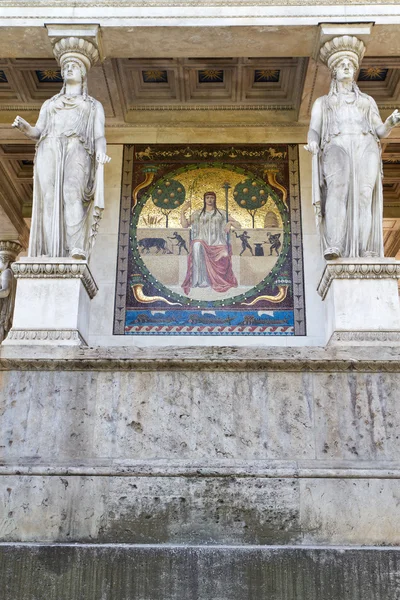 Mosaico all'angelo della pace (Friedensengel) a Monaco di Baviera, Germania — Foto Stock