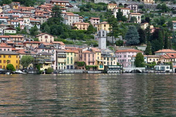 The small town of Moltrasio at the shore of lake Como in Italy — Stock Photo, Image