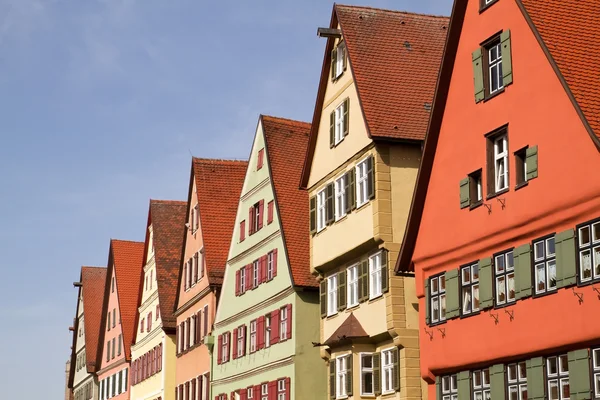 Fasada średniowiecznego domów w dinkelsbuehl, Frankonia, Niemcy — Zdjęcie stockowe