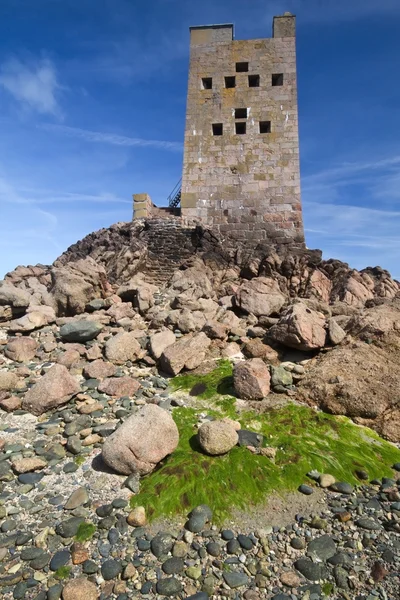 Seymour toren offshore het kanaal-eiland van jersey, Verenigd Koninkrijk — Stockfoto