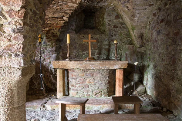 Κρύπτη της Αγίας Μαρίας στο εσωτερικό mont orgueil κάστρο σε gorey, jersey, Ηνωμένο Βασίλειο — Φωτογραφία Αρχείου