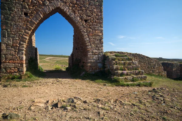 Остатки замка Гросснес-Пойнт, Джерси, Великобритания — стоковое фото