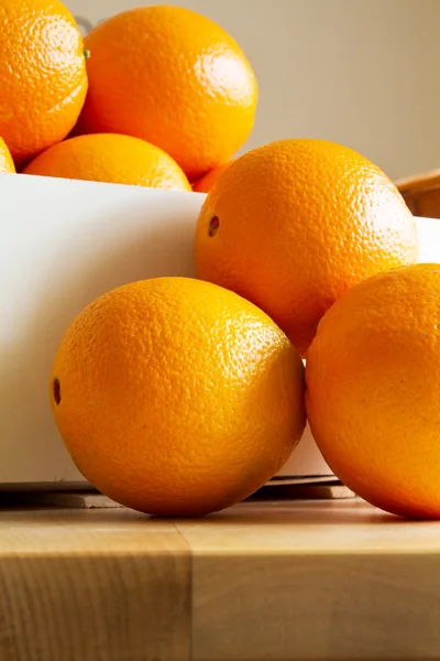 Färska apelsiner, närbild — Stockfoto