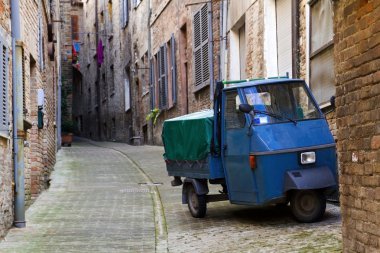 Three Wheeler in Italy clipart