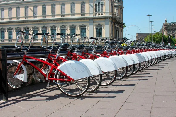 Parking rowerów na wynajem — Zdjęcie stockowe