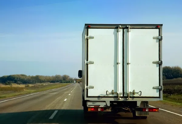 De truck onderweg. — Stockfoto