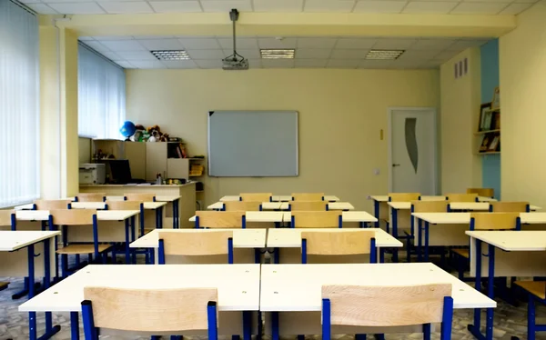 Okulda boş sınıf — Stok fotoğraf