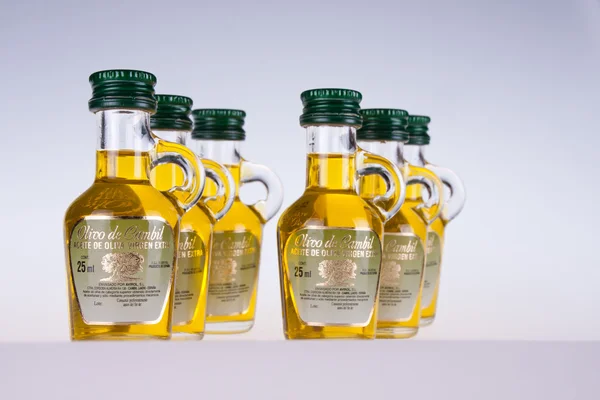 Olej z pierwszego tłoczenia ekstra olve — Zdjęcie stockowe