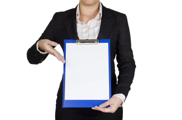 Uma mulher de negócios mostrando um documento — Fotografia de Stock
