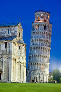 Leaning tower of Pisa clipart