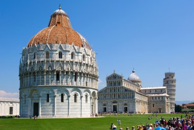 Piazza dei miracoli karmaşık