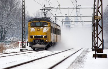 Train/Snow clipart