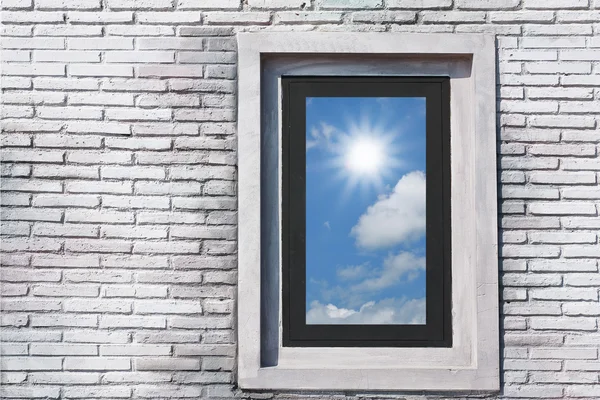 Tegelvägg och fönster — Stockfoto