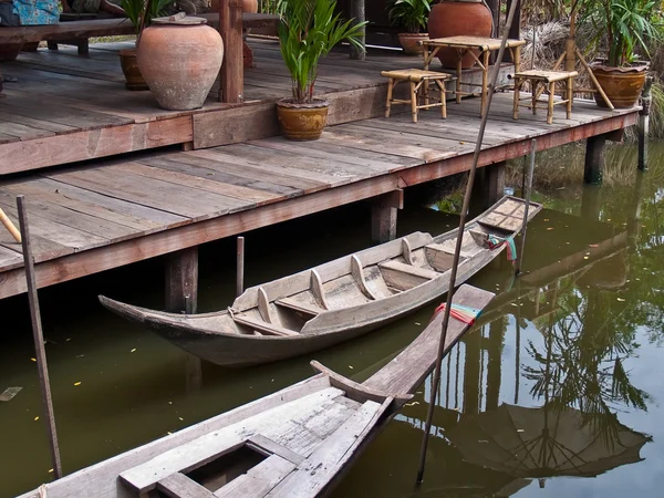 伝統的なボート — ストック写真
