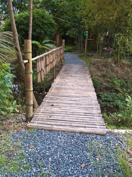 Bamboo bridge — Stock Photo, Image