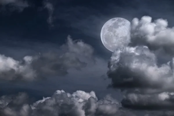 Bella luna piena — Foto Stock