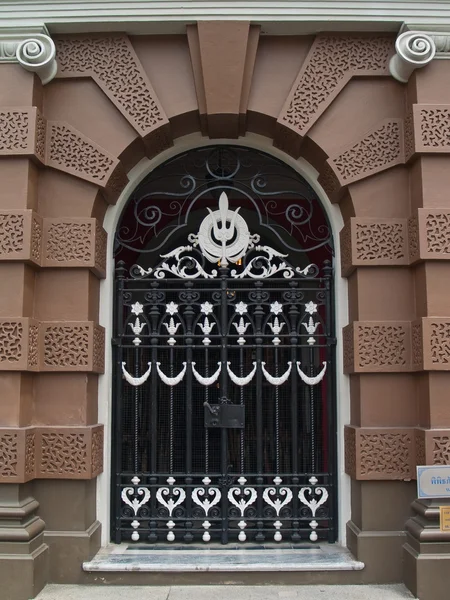 古典的なドア — ストック写真