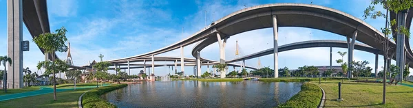 Panorama över bhumibol bridge — Stockfoto