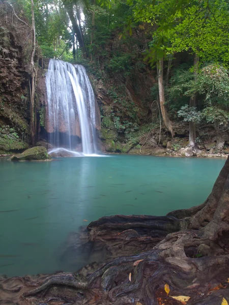 Erawan водоспад — стокове фото