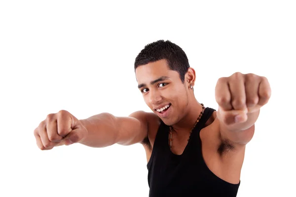 Retrato de un joven latino muy feliz con los brazos levantados, sobre fondo blanco. Captura de estudio — Foto de Stock