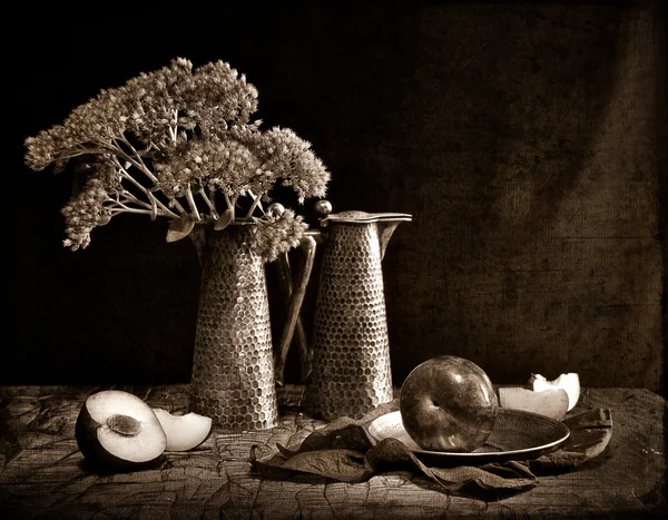 Still Life with silver dishes — Stock Photo, Image