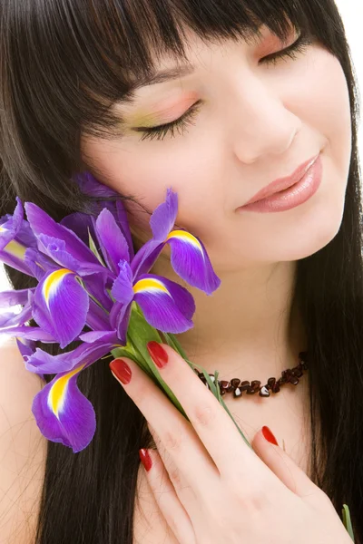 花を持つ若い女性 — ストック写真