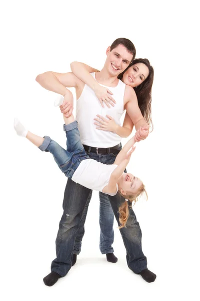 Madre felice, padre e figlia che giocano sul backgroun bianco — Foto Stock