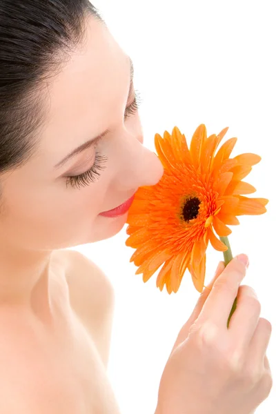Jonge vrouw met gerber bloem — Stockfoto