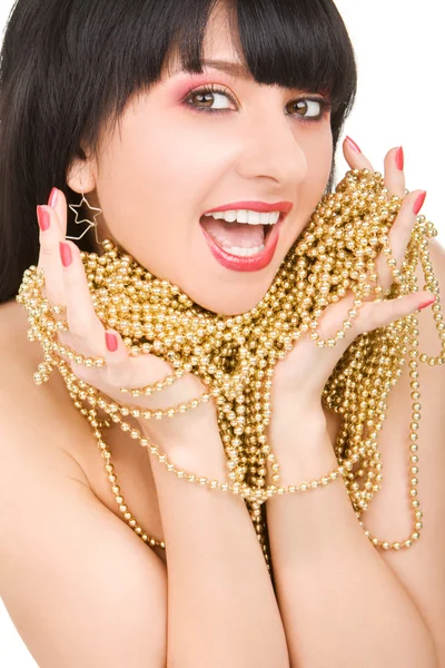 Portret van mode vrouw met gouden ketting — Stockfoto