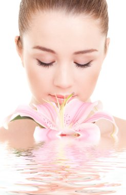 sevimli kadın çiçek