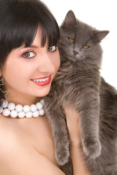 Retrato de mulher de moda com gato — Fotografia de Stock
