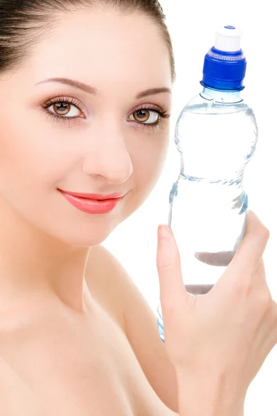 Hezká žena s lahví čisté vody — Stock fotografie