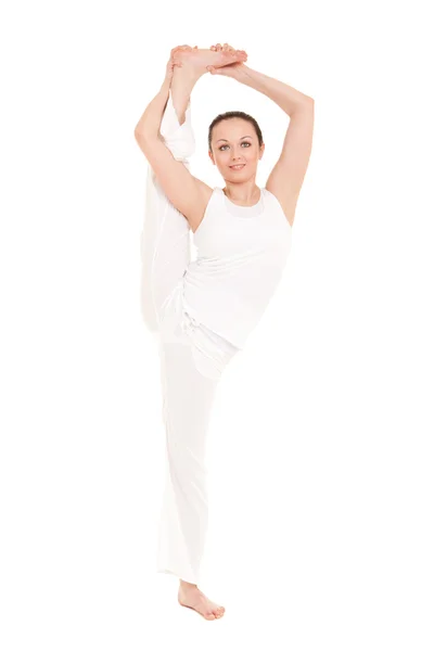做瑜伽运动的年轻妇女 — 图库照片
