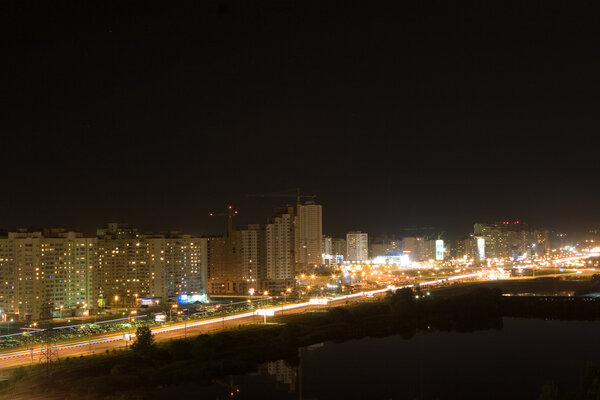 ночной вид на город
