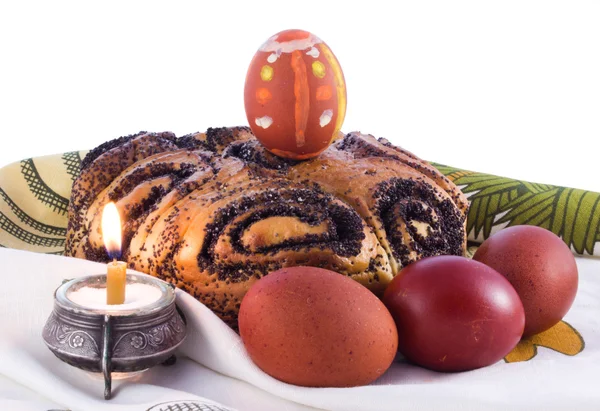 Easter eggs and kulich — Stock Photo, Image