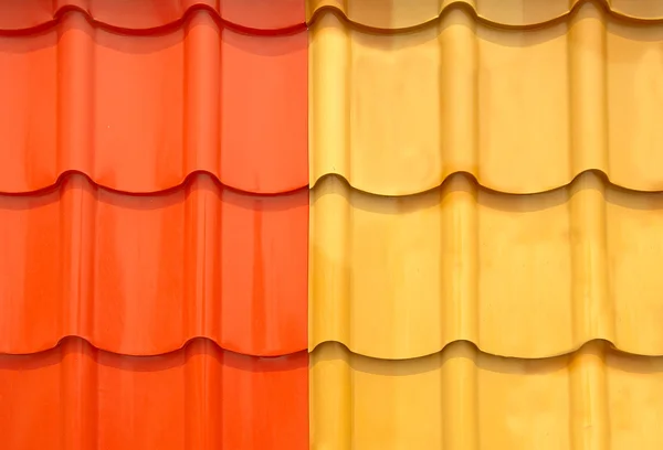 Das farbenfrohe Dachmetall — Stockfoto