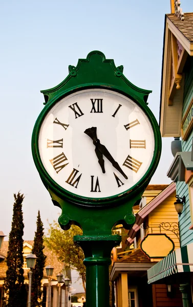 O relógio antigo — Fotografia de Stock
