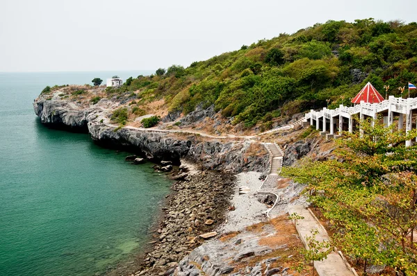 La hermosa vista de la isla de Sri chang en sriracha ampor, chonbu —  Fotos de Stock