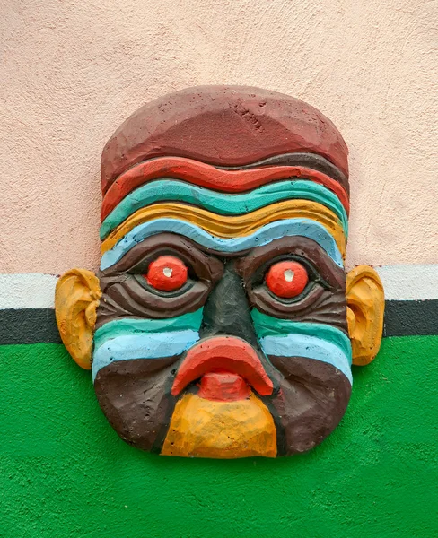 Die dekorative afrikanische Maske — Stockfoto