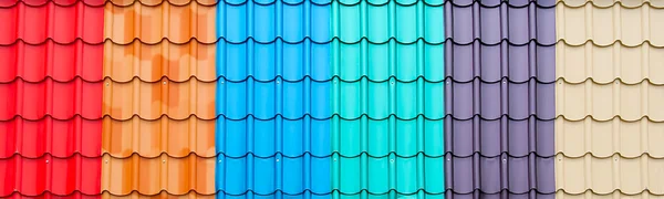 Het kleurrijke dak metaal — Stockfoto