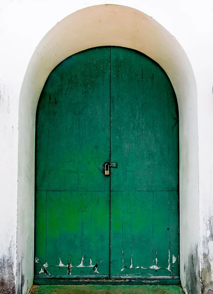 A régi ajtó — Stock Fotó