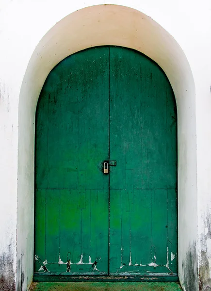 La vecchia porta — Foto Stock