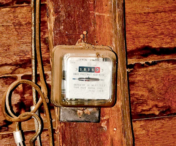 Eski elektrik sayacı — Stok fotoğraf