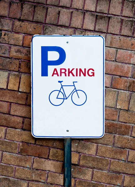 O posto de guia de estacionamento de bicicletas — Fotografia de Stock