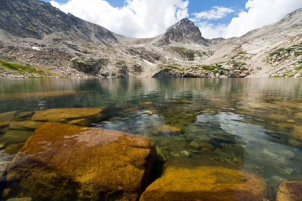 Clear Mountain Lake Paisagem — Fotografia de Stock
